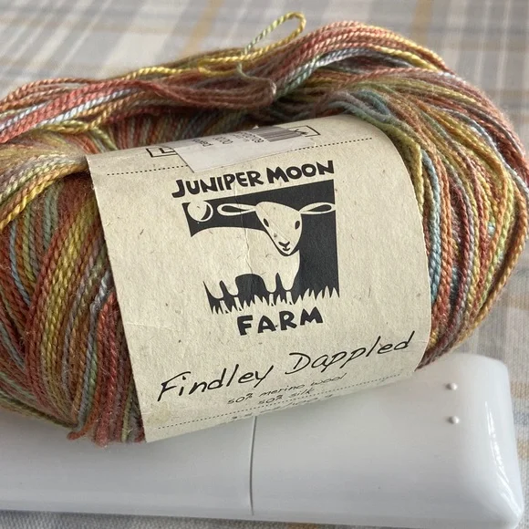 JUNIPER MOON FARM Findley Dappled Yarn - Multicolor merino/silk - Picture 2 of 7